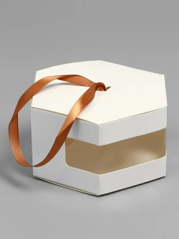 Коробка шестигранная, с окном, белый, 20&times;12&times;7 см