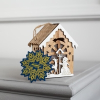 Ёлочная игрушка «Домик с оленем и снеговиком», от батареек, свечение тёплое белое Ёлочная игрушка «Домик с оленем и снеговиком», от батареек, свечение тёплое белое