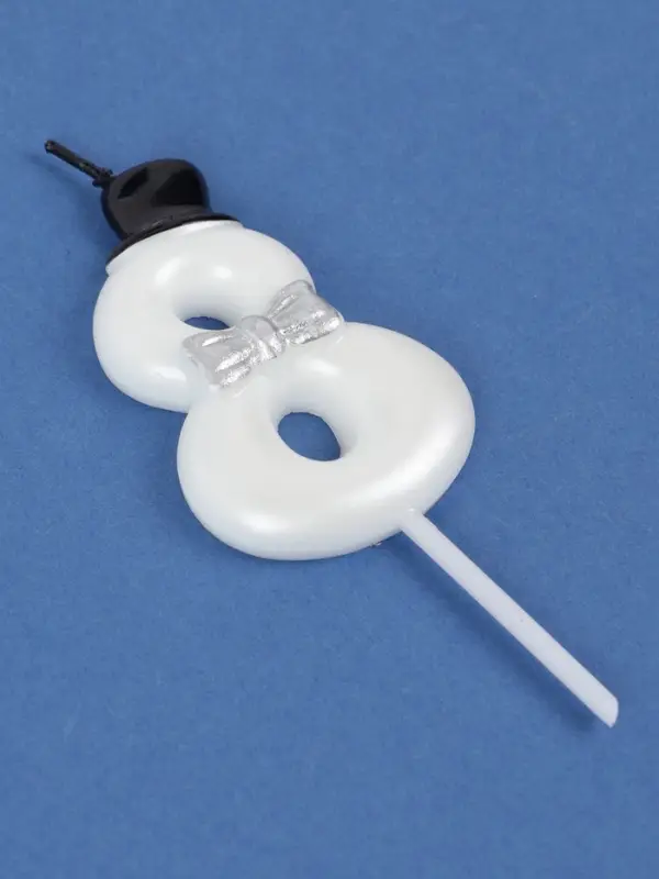 Свеча для торта &laquo;Джентельмен&raquo;, цифра 8, белая