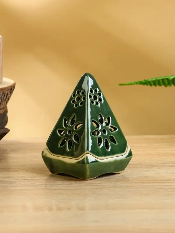 Подсвечник "Пирамидка" керамика, цв. МИКС, 8х8х12 см