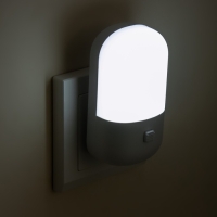 Ночник "Вилли" LED 1Вт белый 5х7х10 см RISALUX Ночник "Вилли" LED 1Вт белый 5х7х10 см RISALUX