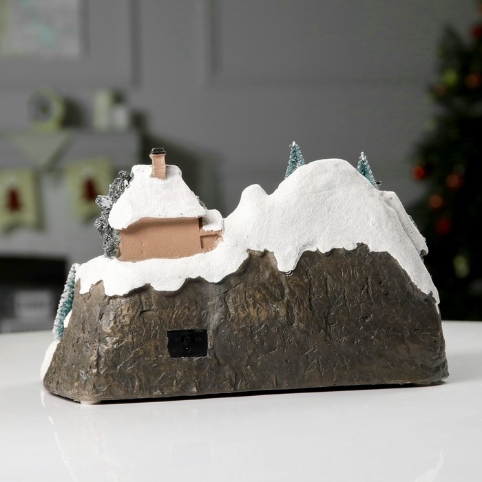 Светодиодная фигура &laquo;Новогодние магазины&raquo; 31 &times; 27 &times; 21 см, полистоун, батарейки ААх3 (не в комплекте), USB, свечение тёплый белый