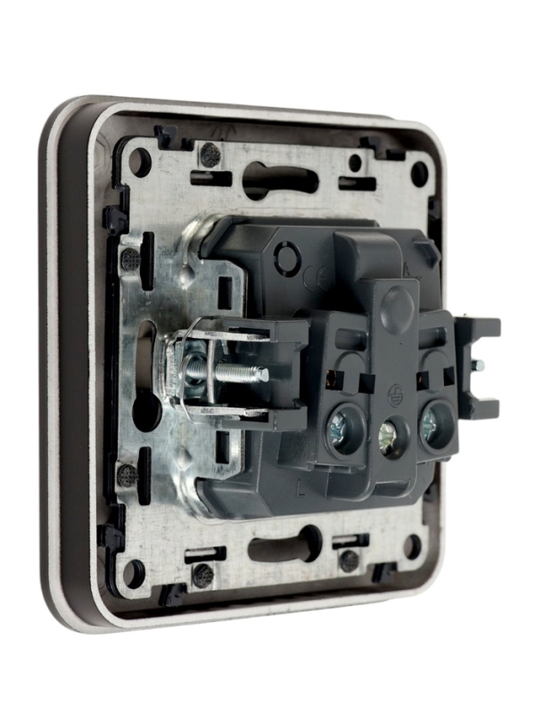 Розетка одноместная, серия Розетка одноместная, серия "Circular", 16 А, скрытая, с з/к, черная