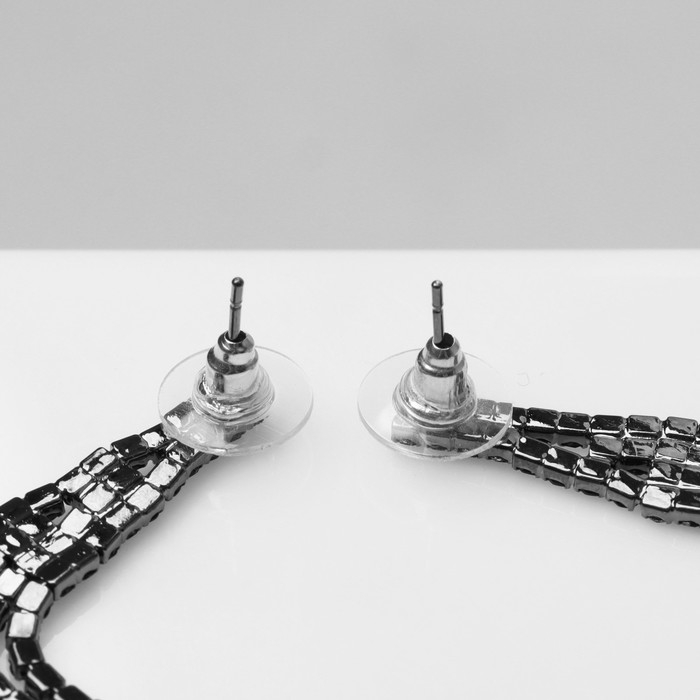 Серьги висячие со стразами «Лёд» 4 нити, цвет чёрный, 11,5 см Серьги висячие со стразами «Лёд» 4 нити, цвет чёрный, 11,5 см