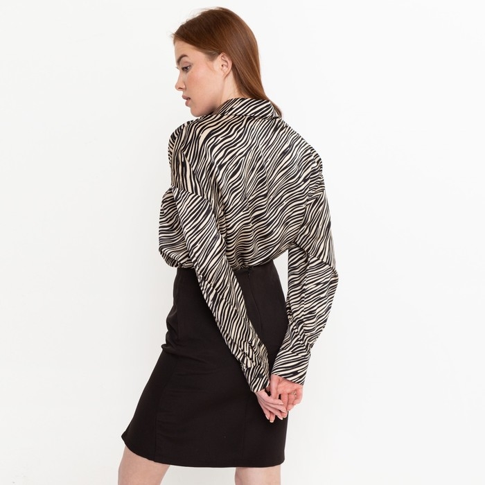 Блузка женская, цвет экрю, принт зебра, размер 46