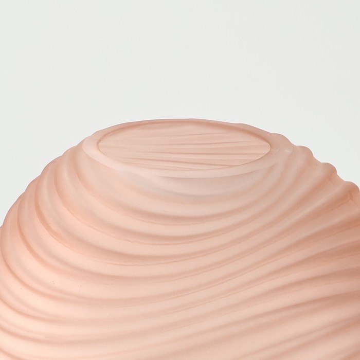 Ваза для цветов &laquo;Аура&raquo; из бежевого стекла 20&times;17&times;17 см