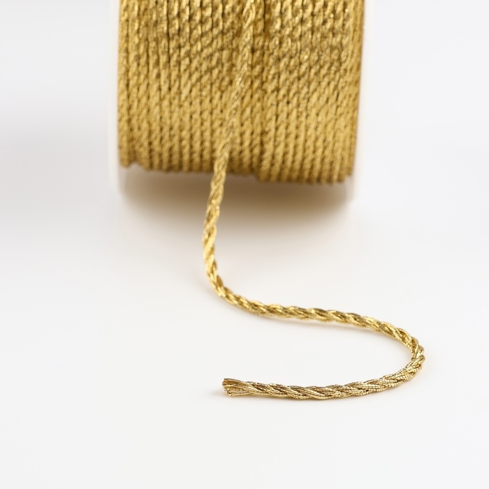 Нить для плетения, d = 2 мм, 25 ± 1 м, цвет золотой Нить для плетения, d = 2 мм, 25 ± 1 м, цвет золотой