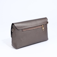 Сумка-клатч на магните, длинный ремень, цвет бронзовый Сумка-клатч на магните, длинный ремень, цвет бронзовый