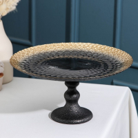 Блюдо сервировочное &laquo;Барокко&raquo;, d=28 см, на ножке, цвет чёрный с золотом