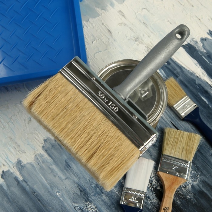 Кисть-макловица ТУНДРА, натуральная щетина, пластиковая рукоятка, 50&times;150 мм
