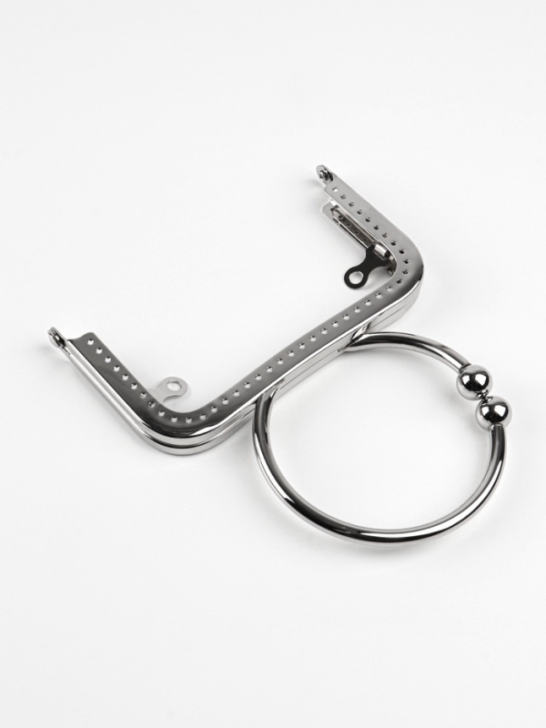 Фермуар пришивной, 12.5×7.5 см, с ручкой d=7.5×9 см, цвет серебристый Фермуар пришивной, 12.5×7.5 см, с ручкой d=7.5×9 см, цвет серебристый