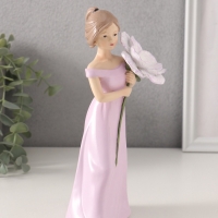 Сувенир полистоун "Девушка с большим цветком в руках" 9,5х7,2х19,4 см