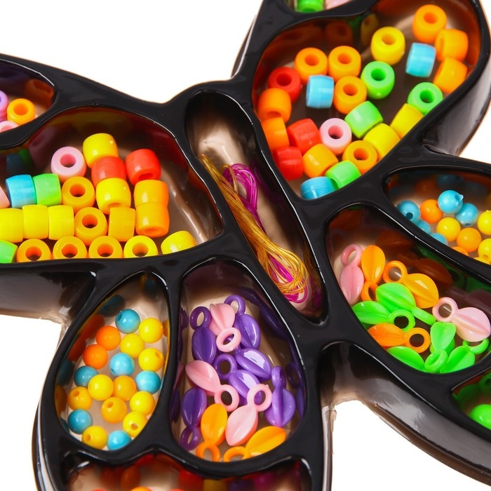 Набор для творчества «Студия украшений WINX» на блистере, феи Винкс, 10 видов бусин Набор для творчества «Студия украшений WINX» на блистере, феи Винкс, 10 видов бусин