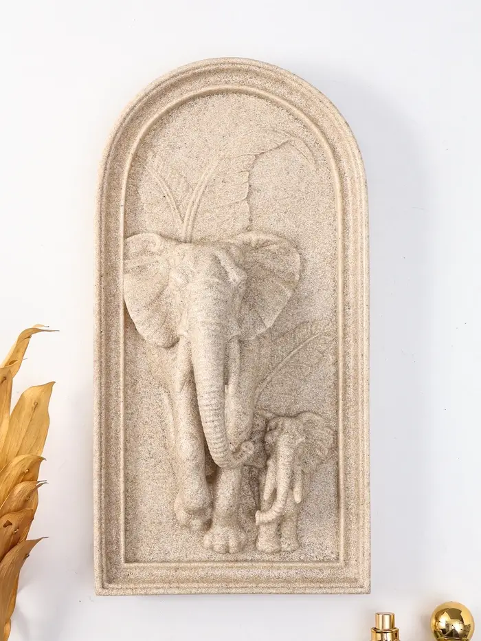 Панно интерьерное полистоун "Слон со слонёнком в джунглях" песочный 19,2х7,4х37,2 см