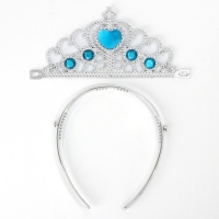 Набор детской косметики в чемодане &laquo;Сказка&raquo;, тени, блески для губ, глиттер, лаки для ногтей, наклейки, пилочка, кисти, косметичка, корона