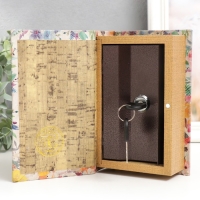 Сейф-книга дерево кожзам "Борзая в цветах" 17х11х5 см Сейф-книга дерево кожзам "Борзая в цветах" 17х11х5 см