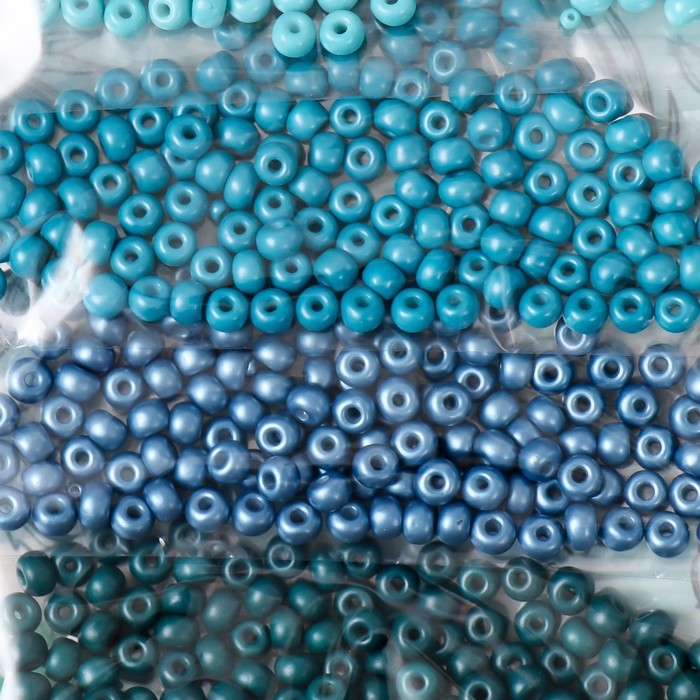 Бисер круглый 6/0 "Синяя лазурь" 6 цветов х 10 гр 20х8 см