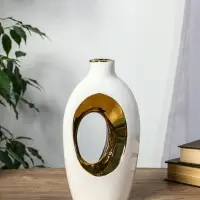 Ваза керамика настольная "Лари" (набор 2 шт) h=26х23, d=4 см, белый