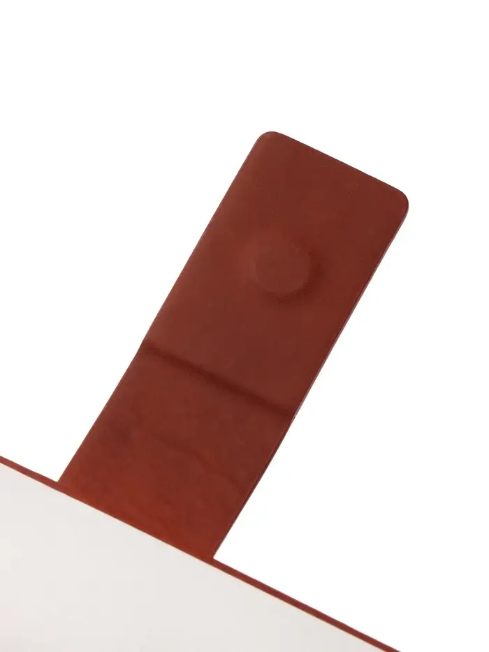 Ежедневник недатированный формат А5, с хлястиком, 128л, линия, пвх, Коричневый