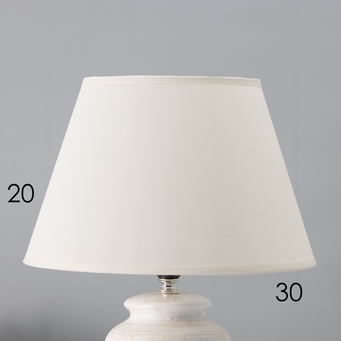 Настольная лампа с абажуром RISALUX &laquo;Виолино&raquo;, Е27, 40 Вт, 28&times;28&times;45.5 см