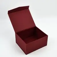 Подарочная коробка  "Лучшему во всём", бордовая,  21х17,5х10,5 см