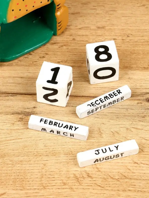 Календарь настольный &laquo;Лягушка&raquo;, 10&times;6.5&times;21 см, дерево, зелёный