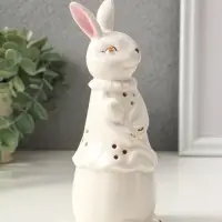 Сувенир керамика свет "Зайка с тюльпаном" белый 6х6х16 см