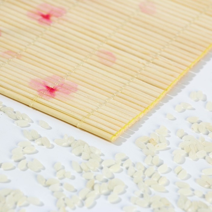 Циновка Макису для приготовления суши и роллов/коврик бамбуковый &laquo;Цветы&raquo;, 22 х 24 см
