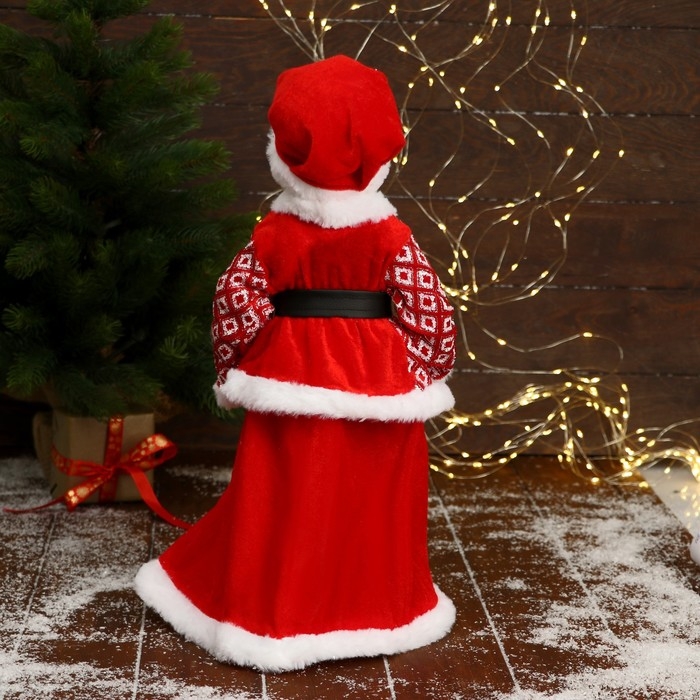 Бабушка Зима Бабушка Зима "В красной шубе ромбик, с ремешком" 45х20 см