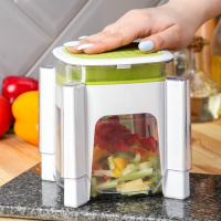 Овощерезка универсальная с контейнером Доляна, 3 сменные насадки и пушер, 14,5×14,5×21 см, цвет бело-зелёный Овощерезка универсальная с контейнером Доляна, 3 сменные насадки и пушер, 14,5×14,5×21 см, цвет бело-зелёный