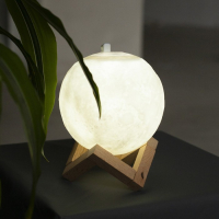 Увлажнитель-ночник Luazon HM-4, ультразвуковой "Луна", 2 Вт, 0.8 л, от USB Увлажнитель-ночник Luazon HM-4, ультразвуковой "Луна", 2 Вт, 0.8 л, от USB