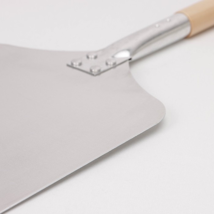 Лопата для пиццы из нержавеющей стали &laquo;Общепит&raquo;, 83&times;23&times;2 см, полотно 23&times;26 см, толщина 1,5 мм