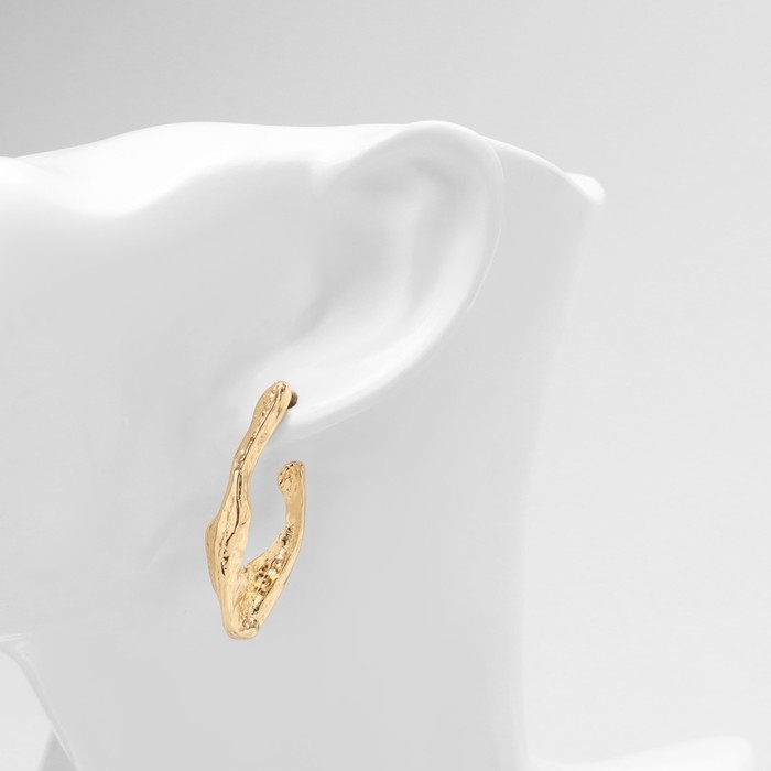 Серьги металл &laquo;Модерн&raquo; мятый крючок, цвет золото