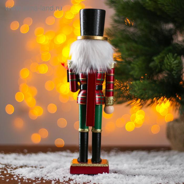 Новогодний сувенир «Щелкунчики», 6 × 8 × 25 см, МИКС Новогодний сувенир «Щелкунчики», 6 × 8 × 25 см, МИКС
