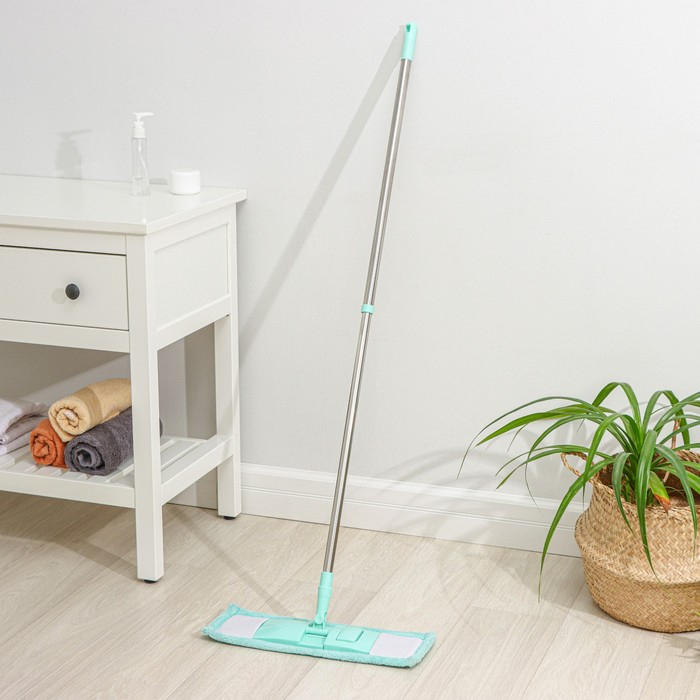 Швабра для мытья пола плоская Доляна, насадка из микрофибры 40&times;10 см, телескопическая стальная ручка 68(122) см