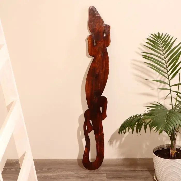 Панно &laquo;Геккон&raquo;, 100&times;14&times;1 см, дерево