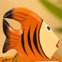 Календарь настольный "Рыбка" дерево 7х4х9 см, цв. оранжевый