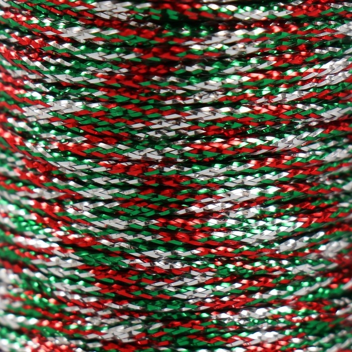 Сутажный шнур на бобине "Новогодний" намотка 15 м толщина 2 мм 4,3х4,7х4,7 см