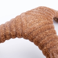 Игрушка для собак "Треугольная кость", TPR+Бамбук, массажная,16 х 16 Игрушка для собак "Треугольная кость", TPR+Бамбук, массажная,16 х 16