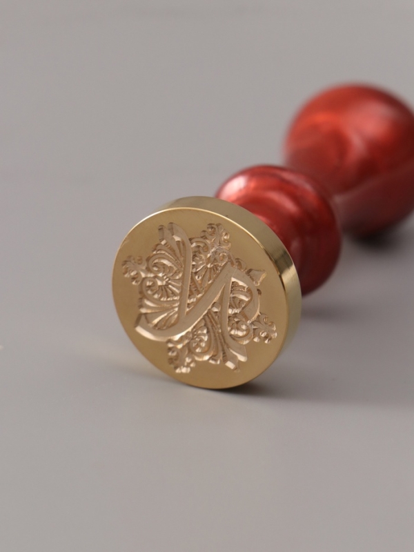 Печать для сургуча с пластиковой ручкой "Буква N на вензеле" 2,5х2,5х6,3 см