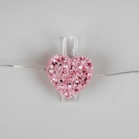 Гирлянда «Нить» 2 м роса с насадками «Прищепки-сердечко», IP20, серебристая нить, 20 LED, батарейки ААх2 (не в комплекте), свечение тёплое белое Гирлянда «Нить» 2 м роса с насадками «Прищепки-сердечко», IP20, серебристая нить, 20 LED, батарейки ААх2 (не в комплекте), свечение тёплое белое