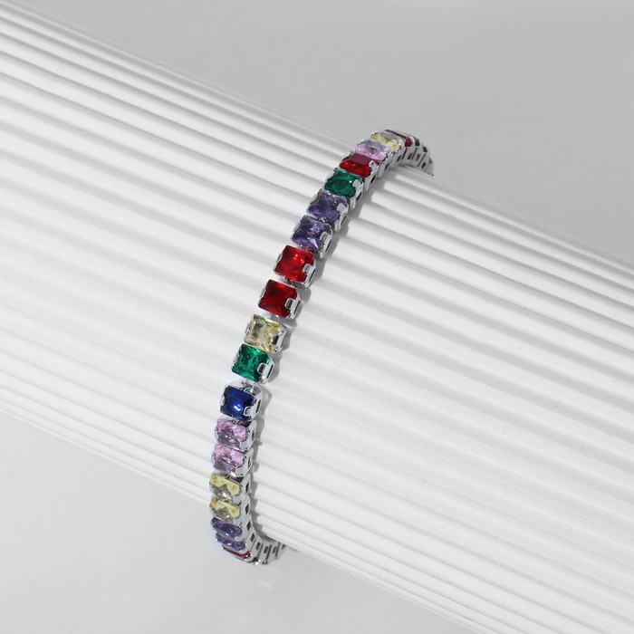 Браслет со стразами &laquo;Сияй&raquo; на затяжке, цветной в серебре