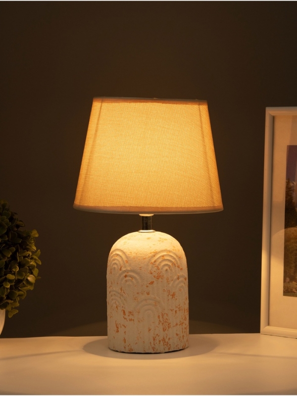 Настольная лампа "Радуга" 1х40Вт Е14 белый 20х20х33см