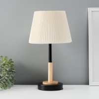 Светильник настольный "Дипломат" 1х40Вт Е27 черный/бежевый 22,5х22,5х39,5см