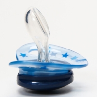 Соска-пустышка ортодонтическая, силикон, от 6 мес., ADORE, в контейнере &laquo;Трактор&raquo;