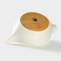 Соковыжималка фарфоровая на подставке из бамбука BellaTenero, 19&times;12&times;7,5 см, цвет белый