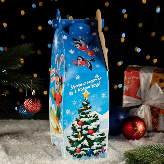 Новый год. Подарочная коробка "Лыжные гонки", 33 х 20 х 13 см.