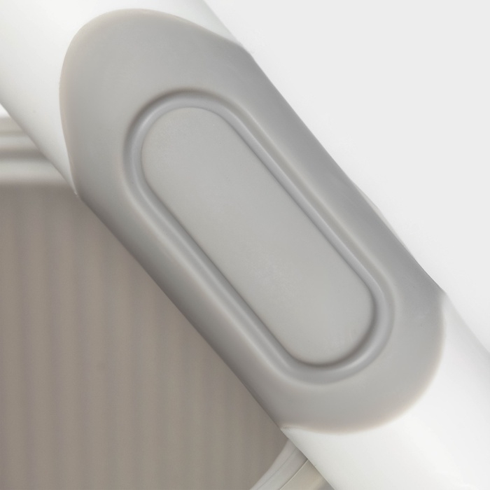 Ёршик для унитаза SAVANNA, настенный, силиконовый с емкостью для моющего средства, 10.5×10.5×41 см, белый Ёршик для унитаза SAVANNA, настенный, силиконовый с емкостью для моющего средства, 10.5×10.5×41 см, белый