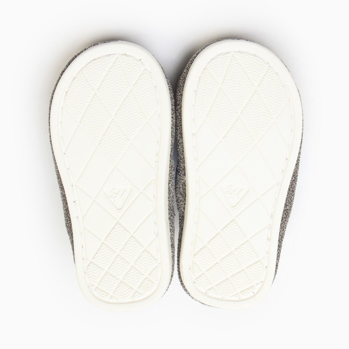 Тапочки детские открытые, размер 28/29 Тапочки детские открытые, размер 28/29