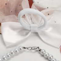 Набор &laquo;Выбражулька&raquo; 2 предмета: резинка, бусы, школьница, цвет белый